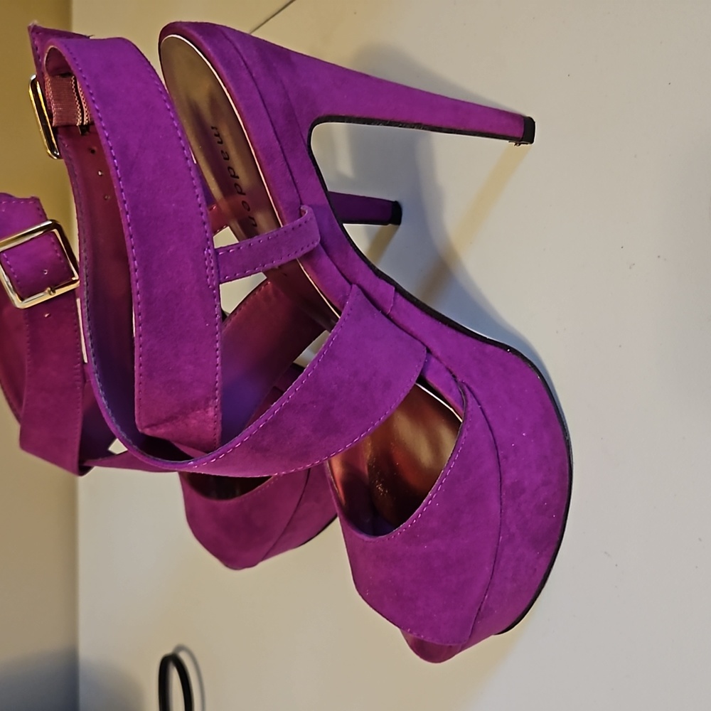 Womens shoes